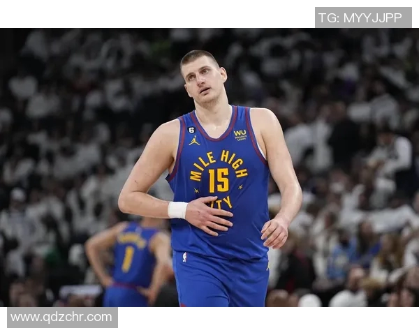 约基奇与教练激烈争执升级场面曝光 球队气氛紧张引发关注