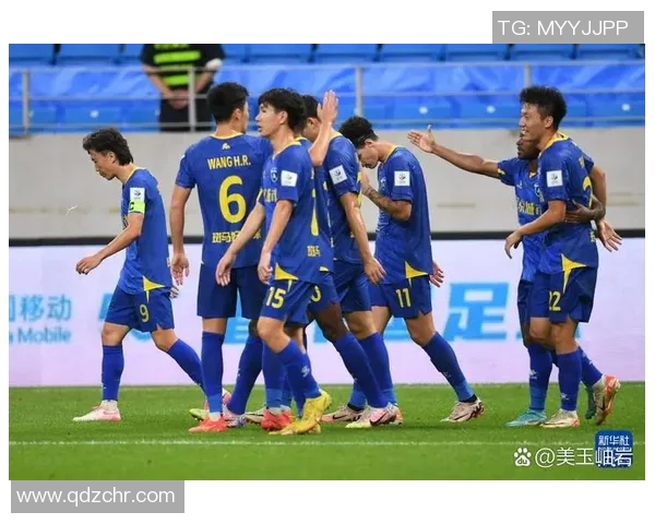 足球比赛中左脚与右脚进球比例差异对球队进攻侧重策略的启示