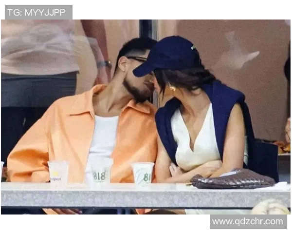 昔日恩怨重燃布克与老队友狭路相逢引发场内外热议